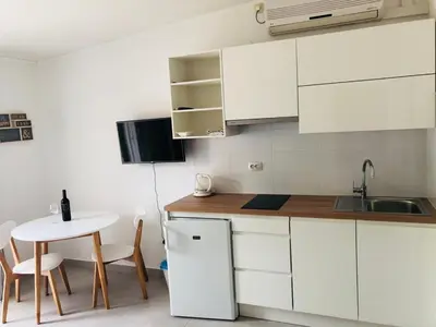 Kuhinja ili čajna kuhinja u objektu Guest House Marija
