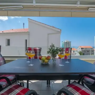 Luxury Apartment Purple Summer Sea view