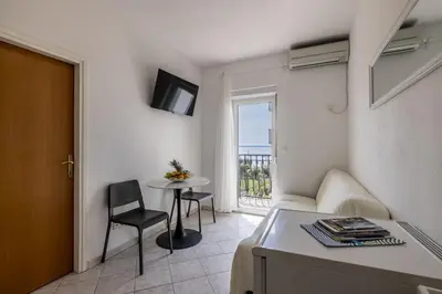 TV i/ili zabavni centar u objektu Mediterano Apartments