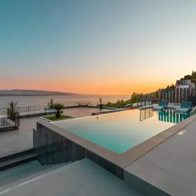 Villa Moon