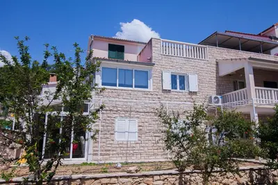 Zgrada u kojoj se nalazi apartman