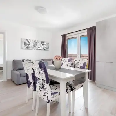 Apartments and Rooms Vuleta