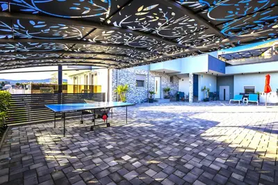 Tlocrt objekta Apartman Palma and Luxury Penthouse for a family with swiming pool,parking,terrace,panoramic view at the sea,Podstrana