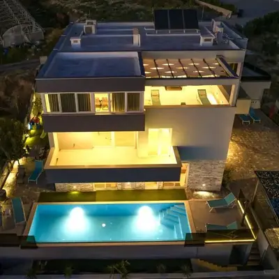 Apartman Palma and Luxury Penthouse for a family with swiming pool
