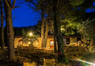 Vrt u objektu Holiday home Raos - a special stonehouse, Brela