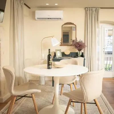 Riva Yacht Hvar Town Apartment