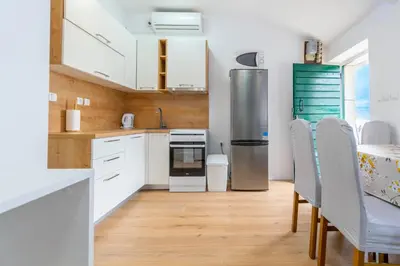 Kuhinja ili čajna kuhinja u objektu Apartman Miro