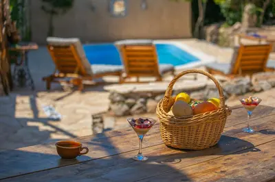 Bazen u objektu Terra Arhaica - Authentic house and traditional breakfast ili u blizini