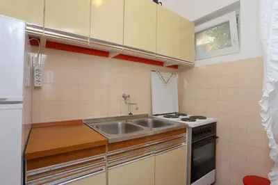 Kuhinja ili čajna kuhinja u objektu Apartments with parking space Duce, Omis - 20858