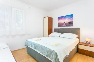 Krevet ili kreveti u jedinici u objektu Apartments with parking space Cove Smrceva, Brac - 20193
