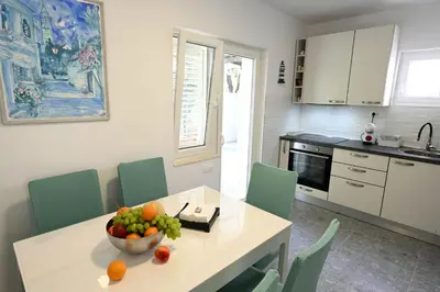 Kuhinja ili čajna kuhinja u objektu House La Vista Hvar