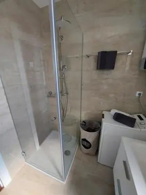 Kupaonica u objektu Apartment in Lokva Rogoznica with sea view, terrace, air conditioning WiFi 5118-1