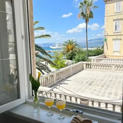 Luxury apartment Aura