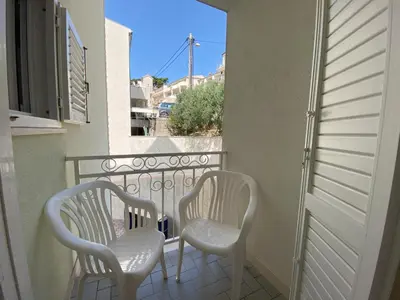 Balkon ili terasa u objektu Apartments Rubic Omis- 230m from sandy beach