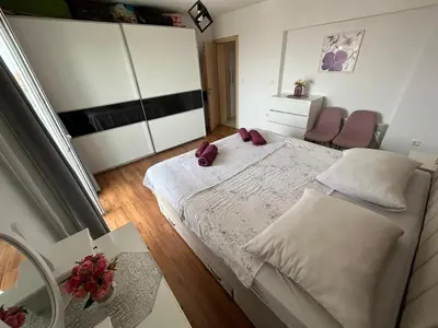 Krevet ili kreveti u jedinici u objektu Spacious apartment in Makarska Maria