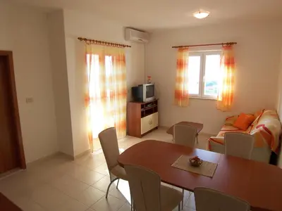 TV i/ili zabavni centar u objektu Apartments Croatia Brač