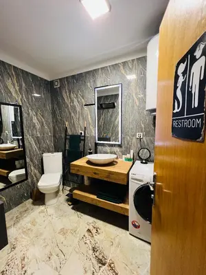 Kupaonica u objektu Luxury apartment 'On The Beach'
