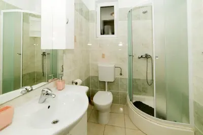 Kupaonica u objektu Apartments Pavla i Niko