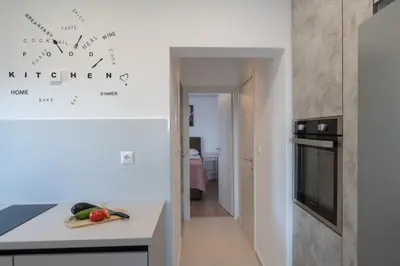 Kuhinja ili čajna kuhinja u objektu Apartmani Tona