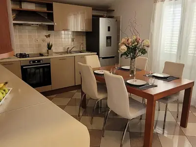 Kuhinja ili čajna kuhinja u objektu apartments 