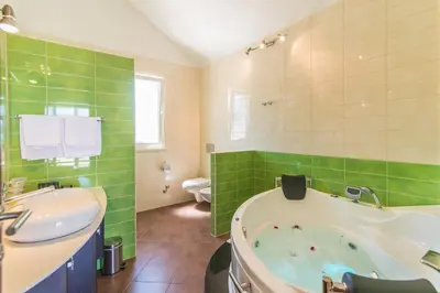 Kupaonica u objektu Villa Gumonca