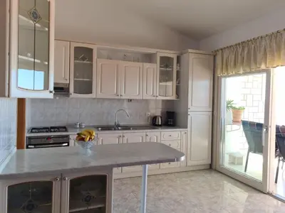 Kuhinja ili čajna kuhinja u objektu Apartman Marija