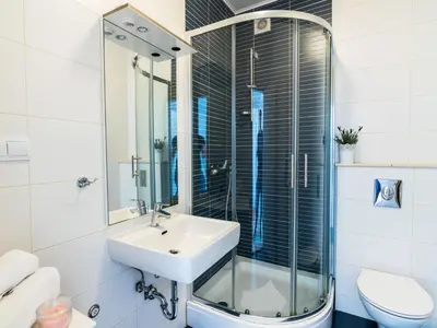 Kupaonica u objektu Apartment Villa 2 Pools-1 by Interhome