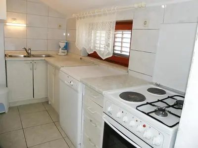 Kuhinja ili čajna kuhinja u objektu Apartment Margita by Interhome