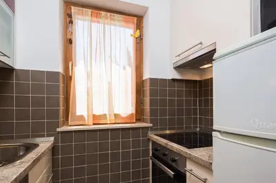 Kuhinja ili čajna kuhinja u objektu Apartments Judita