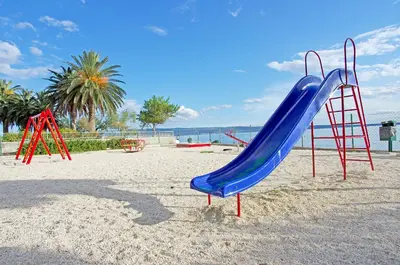 Dječje igralište u objektu Apartments Armonia