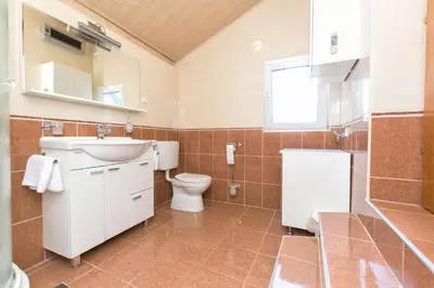 Kupaonica u objektu House Dinko