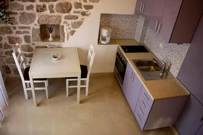 Kuhinja ili čajna kuhinja u objektu Apartments Cukarin
