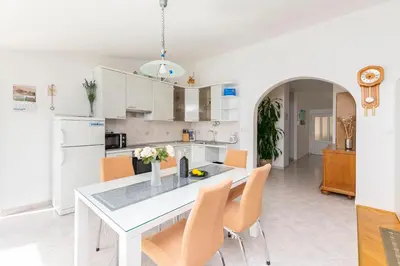Kuhinja ili čajna kuhinja u objektu Apartments Gordana