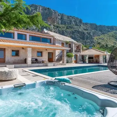 Luxurious retreat in Jesenice