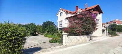Zgrada u kojoj se nalazi apartman