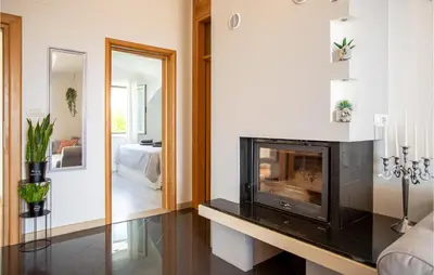 Krevet ili kreveti u jedinici u objektu Two-Bedroom Apartment Selca With Sea View 04