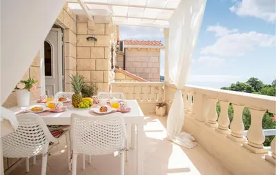 Balkon ili terasa u objektu Two-Bedroom Apartment Selca With Sea View 04