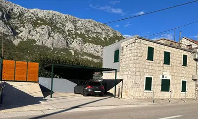 Pogled na planine ili pogled na planine iz apartmana