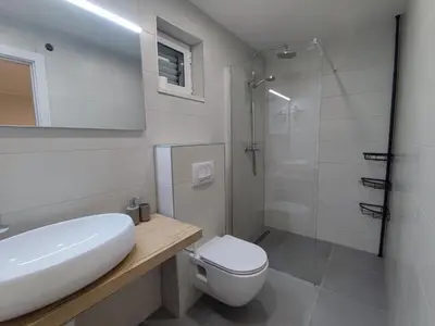 Kupaonica u objektu Apartments Ivančić