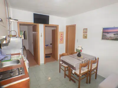 Kuhinja ili čajna kuhinja u objektu Apartments Plaža