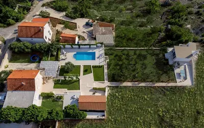 Bazen u objektu Villa Lilin San ili u blizini