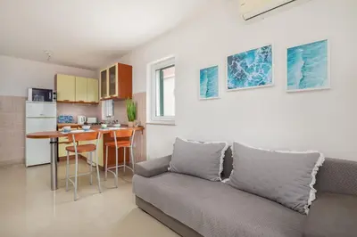 Kuhinja ili čajna kuhinja u objektu Maki Apartments