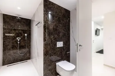 Kupaonica u objektu Superb Villa Meliora
