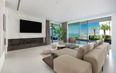 TV i/ili zabavni centar u objektu Superb Villa Meliora