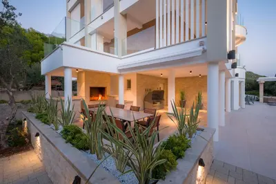 Zgrada u kojoj se nalazi apartman