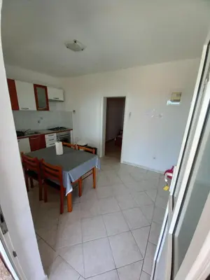 Kuhinja ili čajna kuhinja u objektu Apartments Berti