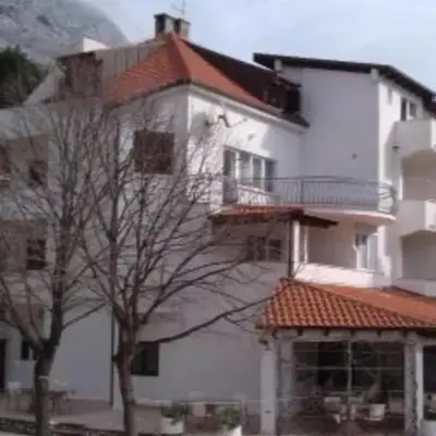 Apartments by the sea Lokva Rogoznica