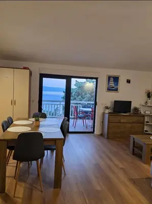 TV i/ili zabavni centar u objektu Villa Roing S