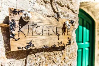 Certifikat, nagrada, logo ili neki drugi dokument izložen u objektu Villa Natura