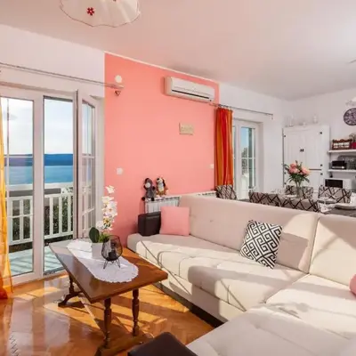 Sun Blue Apartment